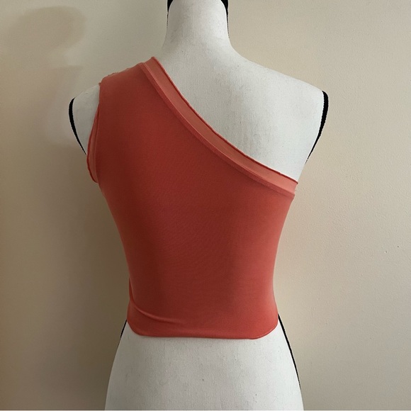 Asymmetrical Ruffle Top - Picture 3 of 3